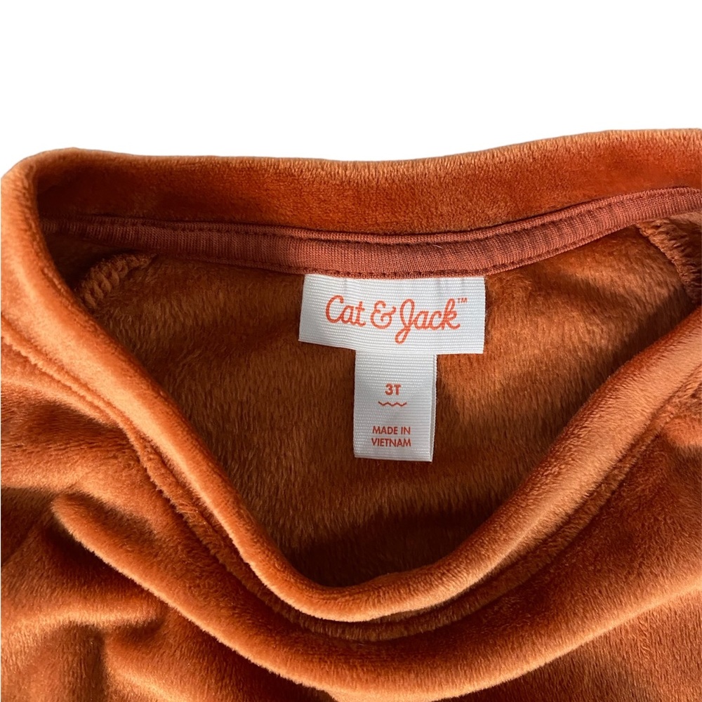 • velour pullover • - Picture 5 of 5